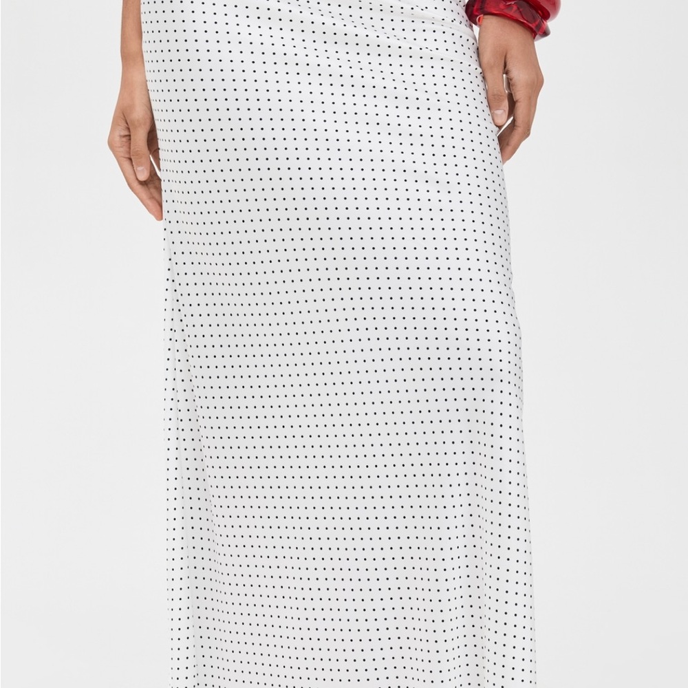 NWT Lioness Women’s White and Black Satin Maxi Skirt M - Picture 2 of 7